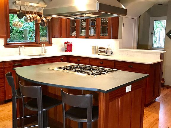 gourmet kitchen(Wolf Stove, Subzero Fridge, Bosch dishwasher