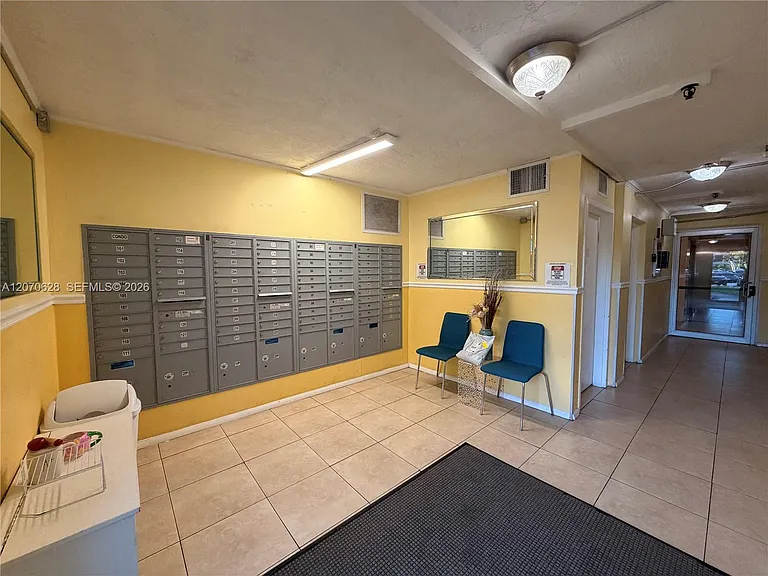 7000 NW 17th St #320 — Photo 15