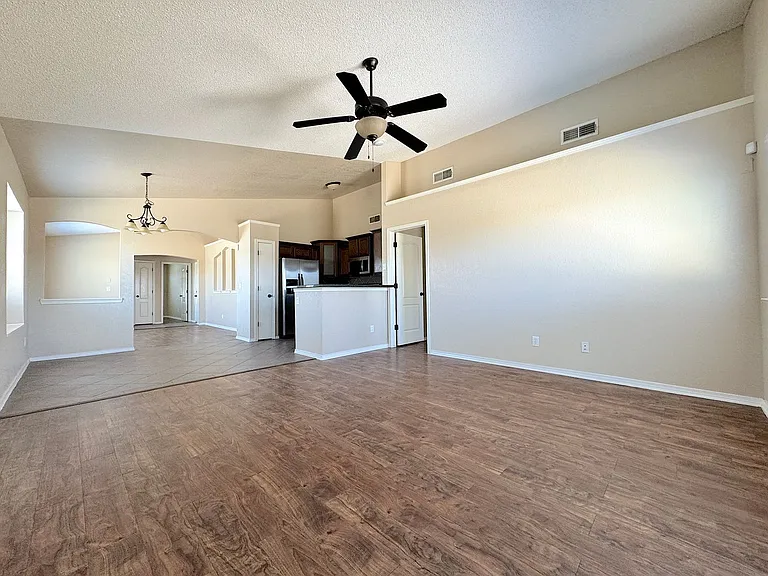 12981 Alfredo Apodaca — Photo 12