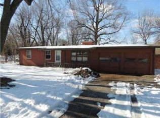 686 N Allen Rd, Independence, MO 64050