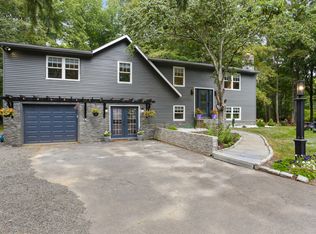 85 Michael Dr, Guilford, CT 06437