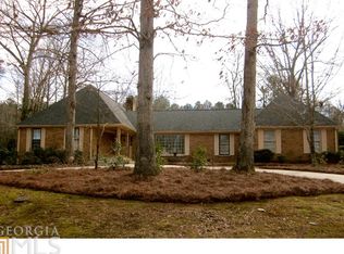 139 Lakeforest Dr, Athens, GA 30607