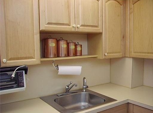 3rd image of 669 Woodgate Ln #A