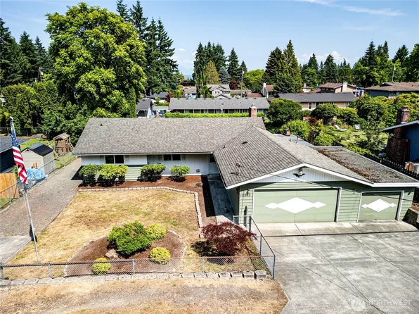 10823 35th Ave SE, Everett, WA 98208