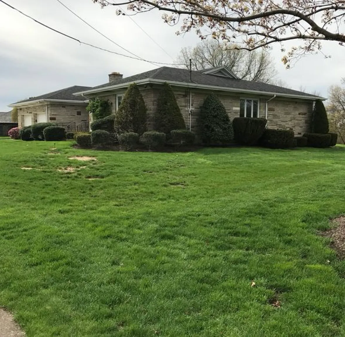3 bed, 2150 sqft, $2,400 — Photo 3