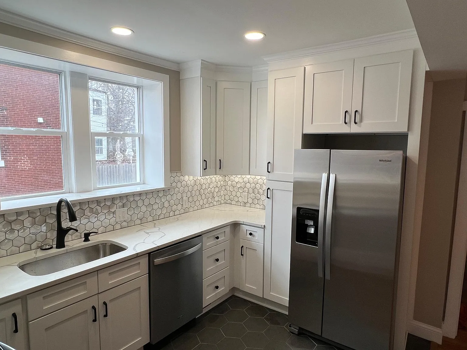 2 bed, 1200 sqft, $1,775 — Photo 3