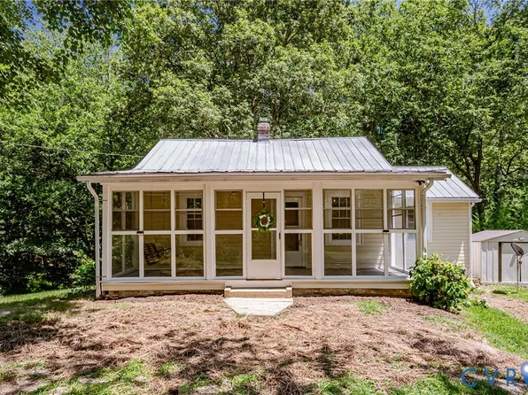 1845 Powhatan Trl, King William, VA 23086