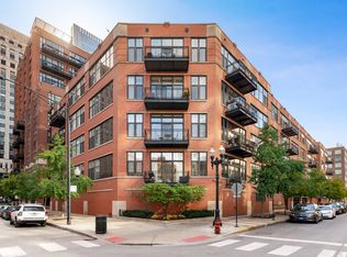 333 W Hubbard St APT 3M, Chicago, IL 60654