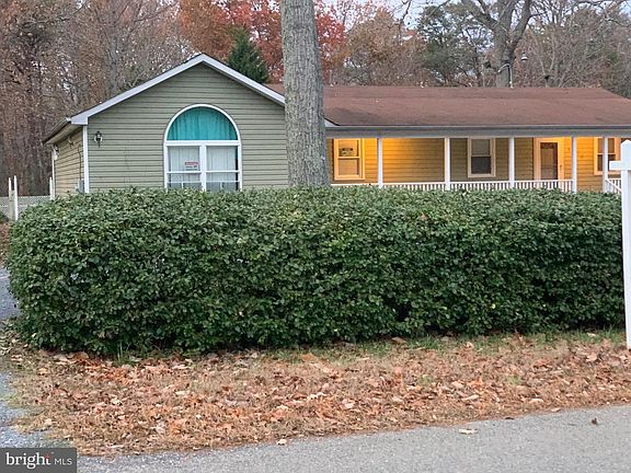 3rd image of 40720 King Dr