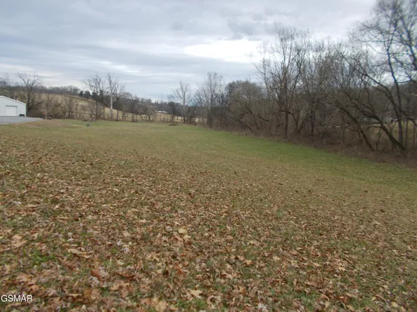 440 Mountain Lake Rd, Newport, TN 37821