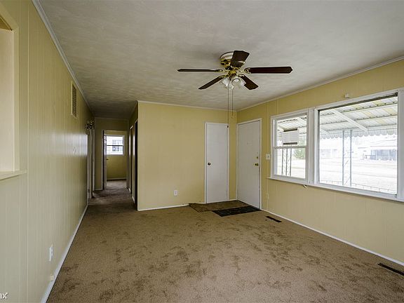 4th image of 4425 Camden Ave
