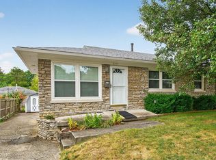 2104 Saint Teresa Dr, Lexington, KY 40502