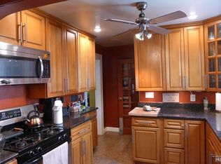 975 Belle Ave, Teaneck, NJ 07666