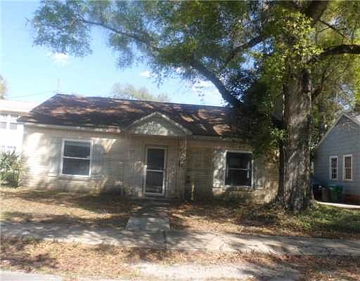 1st image of 162 Iberville Dr