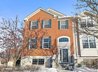 273 Jackson St, Gilberts, IL 60136