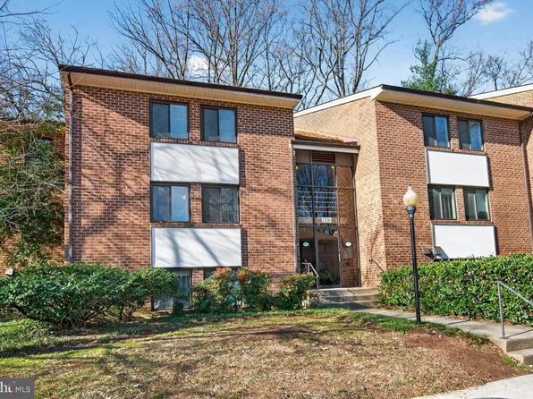 1526 Northgate Sq APT 11, Reston, VA 20190