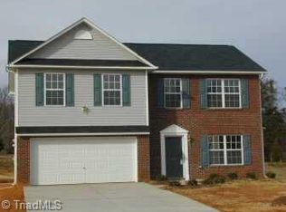8021 Hill_n Dale Dr, Kernersville, NC 27284