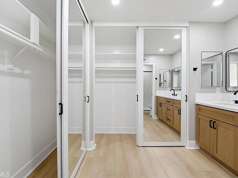 1613 Darcy Ave — Photo 44