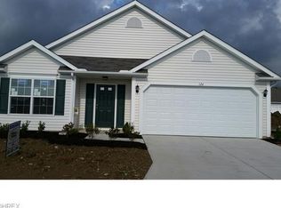 124 Carrington Ct, Elyria, OH 44035
