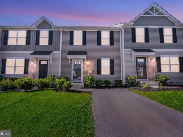 45 Sebago Pl, Martinsburg, WV 25403