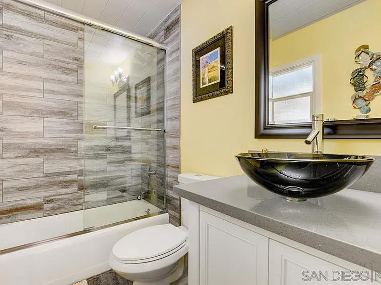 4550 Saratoga Ave — Photo 8