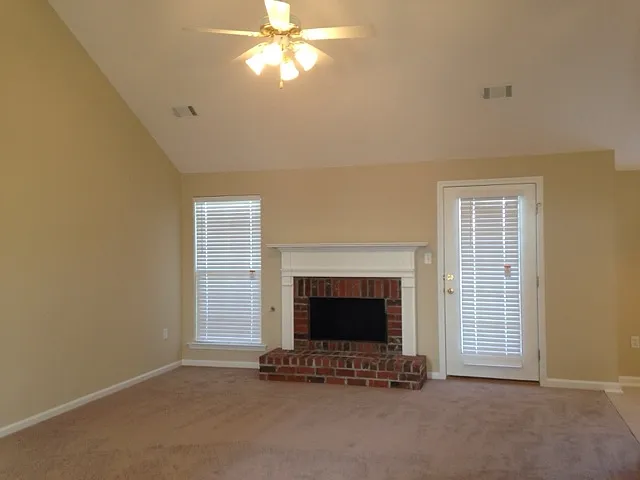 228 Standing Pines Cir — Photo 5