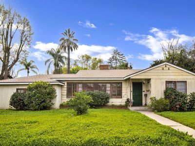 13422 Oxnard St, Van Nuys, CA, 91401
