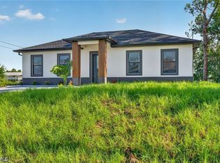 4018 10th St SW, Lehigh Acres, FL 33976