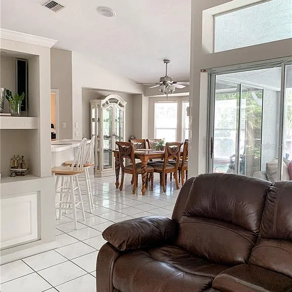 1000 Chevy Chase St — Photo 15