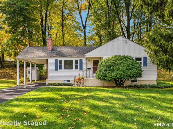 25 Westlook Road, Wethersfield, CT 06109
