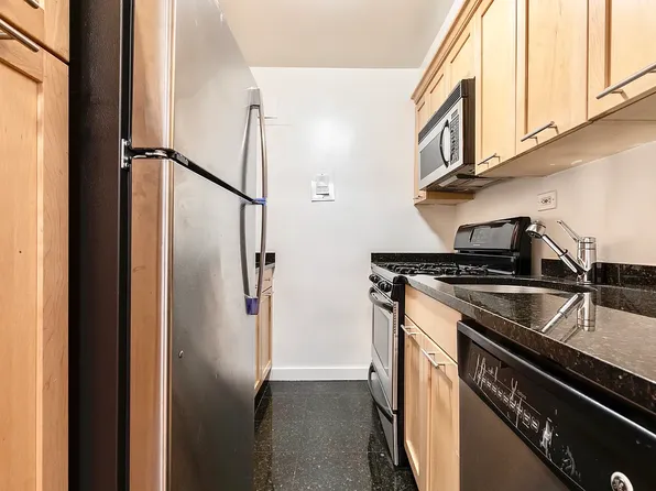 145 4th Avenue image 6 of 7