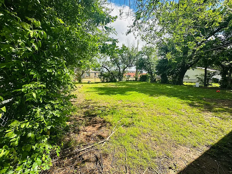 421 Showalter Dr — Photo 19