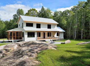 62 Intervale Rd, Freeport, ME 04032