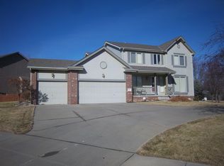 17008 Patterson Dr, Omaha, NE 68135
