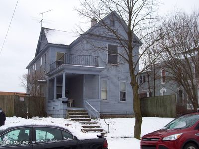852 9th St NW, Grand Rapids, MI, 49504