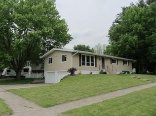 301 N Preston Ave, Reedsburg, WI 53959