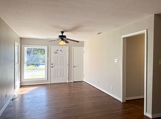 11107 Ulloa Ln, Dallas, TX 75228