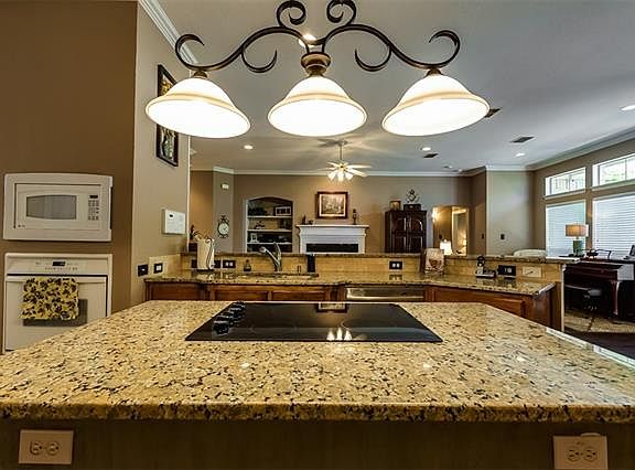 5th image of 3907 Marchwood Dr