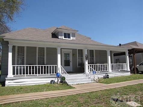 1st image of 406 W Jefferson St