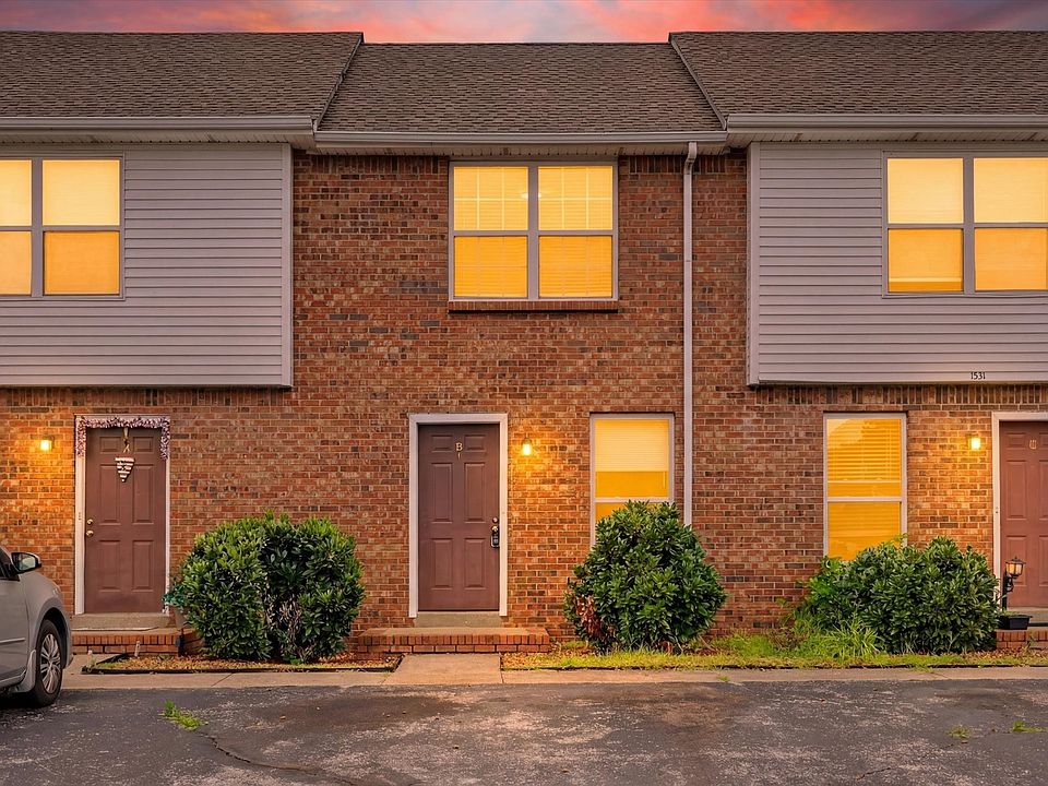 1st image of 1531 E Knollwood Cir