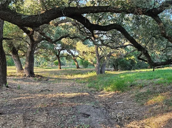 5394 Fm 237, Meyersville, TX 77974