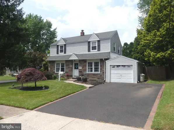 435 Harrison Ave, Hatboro, PA 19040