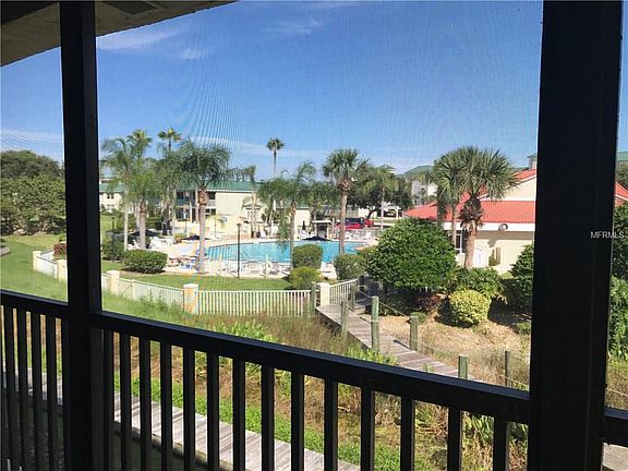 5th image of 449 Bouchelle Dr APT 205