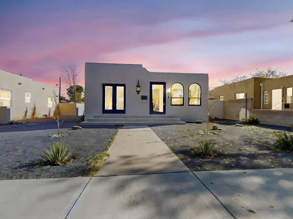 212 Richmond Dr SE, Albuquerque, NM 87106
