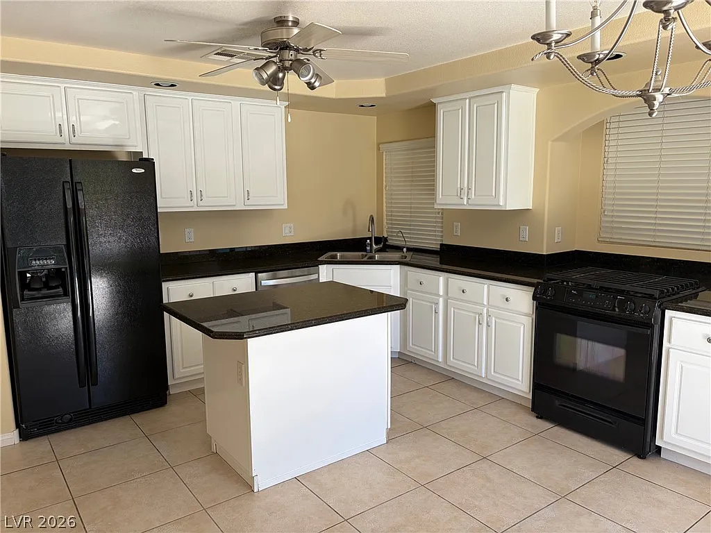 3 bed, 2.5 bath, 1865 sqft, $2,900 — Photo 4