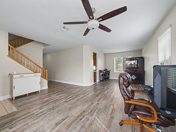 4th image of 5292 W Cotton Ave