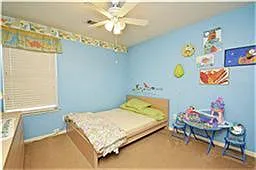 21506 Misty Isle Ct — Photo 16