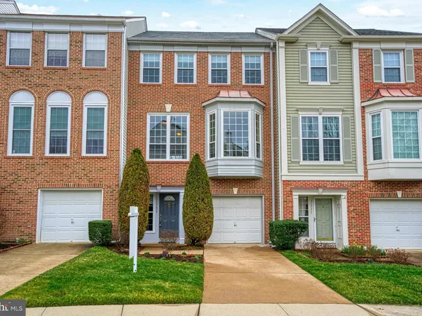 11755 Cherborg Pl, Woodbridge, VA 22192