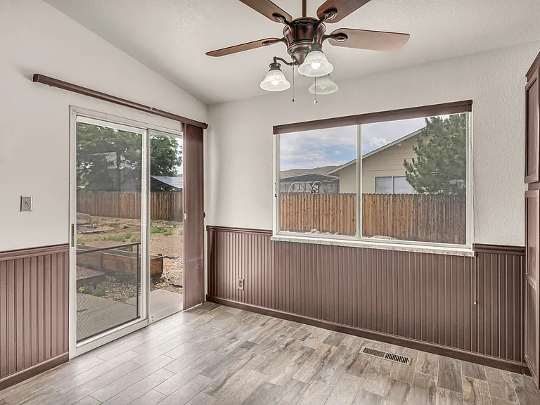 17575 Parrot Dr — Photo 11