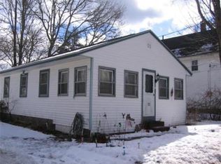 12 Prospect St, Middleboro, MA 02346